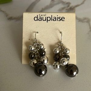 Silver and grey earrings